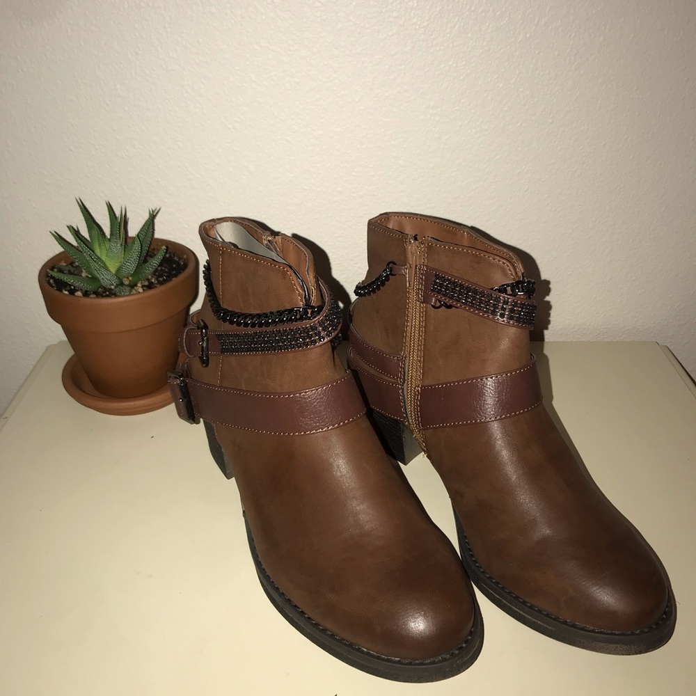 ABBY Ankle boots